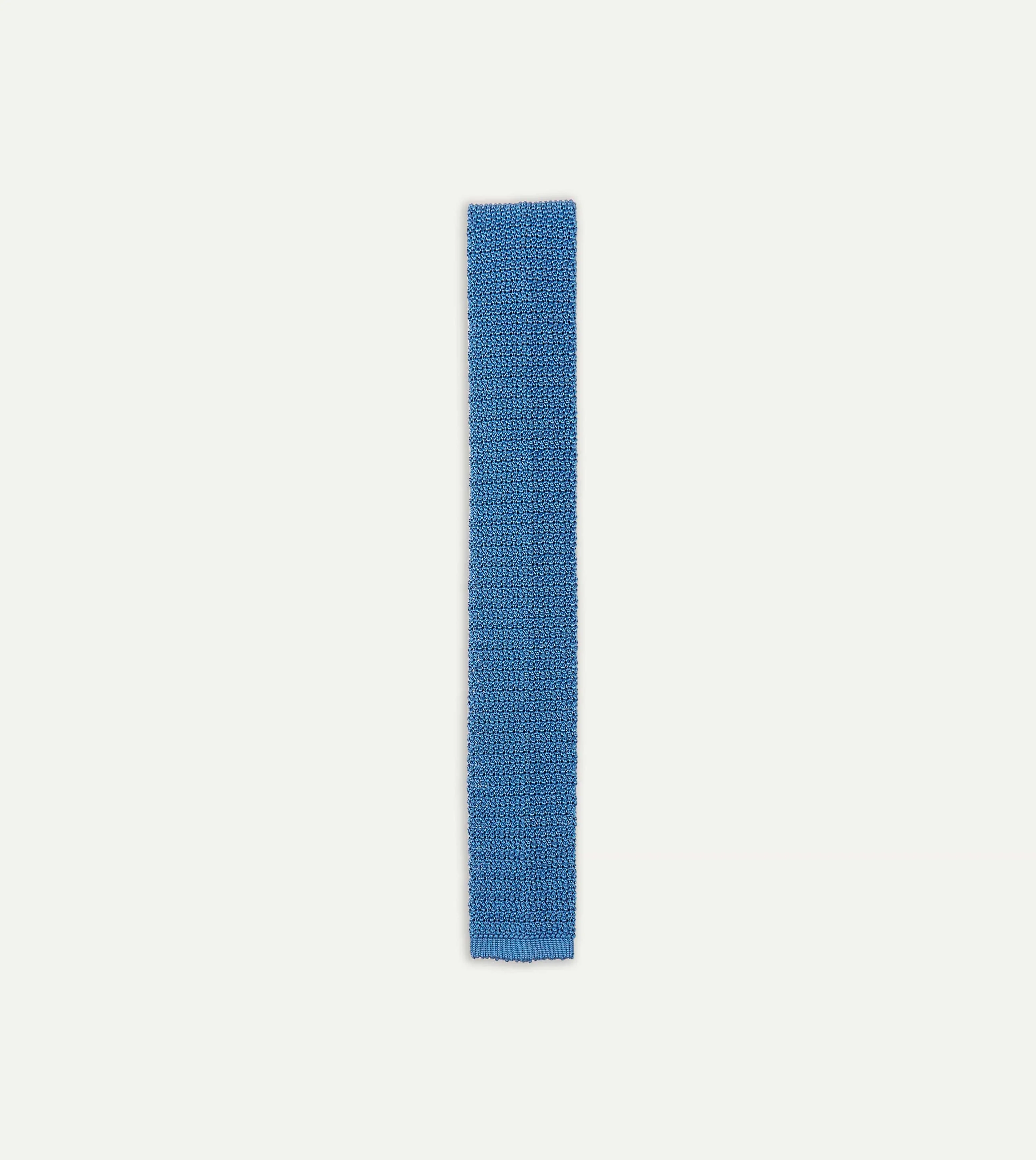 Dasi Rajut Sutra Pria Light Blue Solid Colour