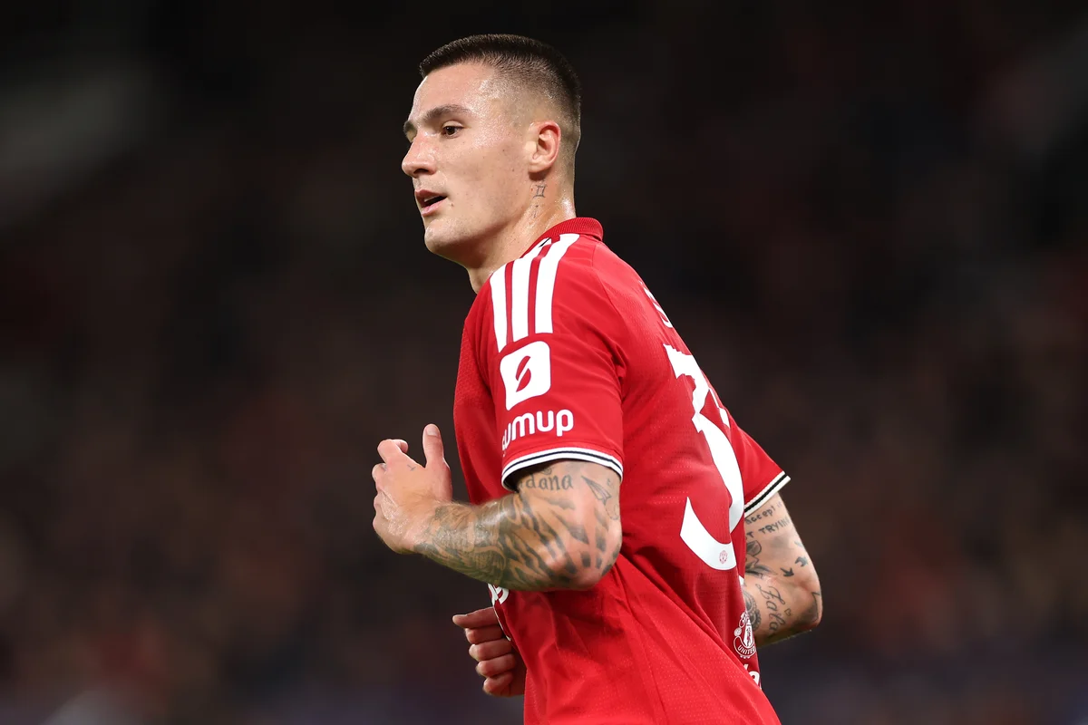Benjamin Sesko Tebar Ancaman, Sembuh Total dan Siap Gacor di Manchester United